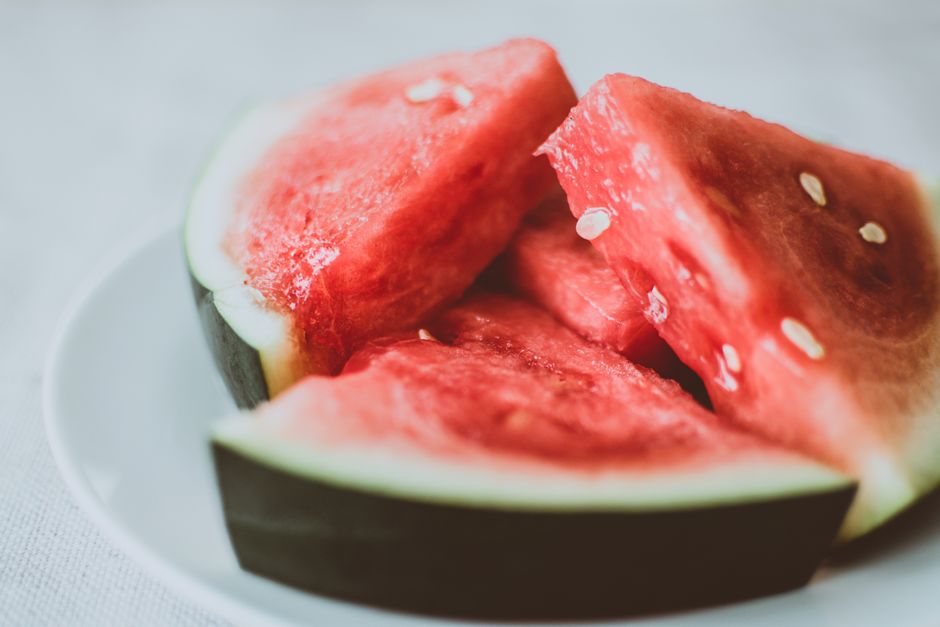 Choosing Ripe Summer Fruit: A Simple Checklist