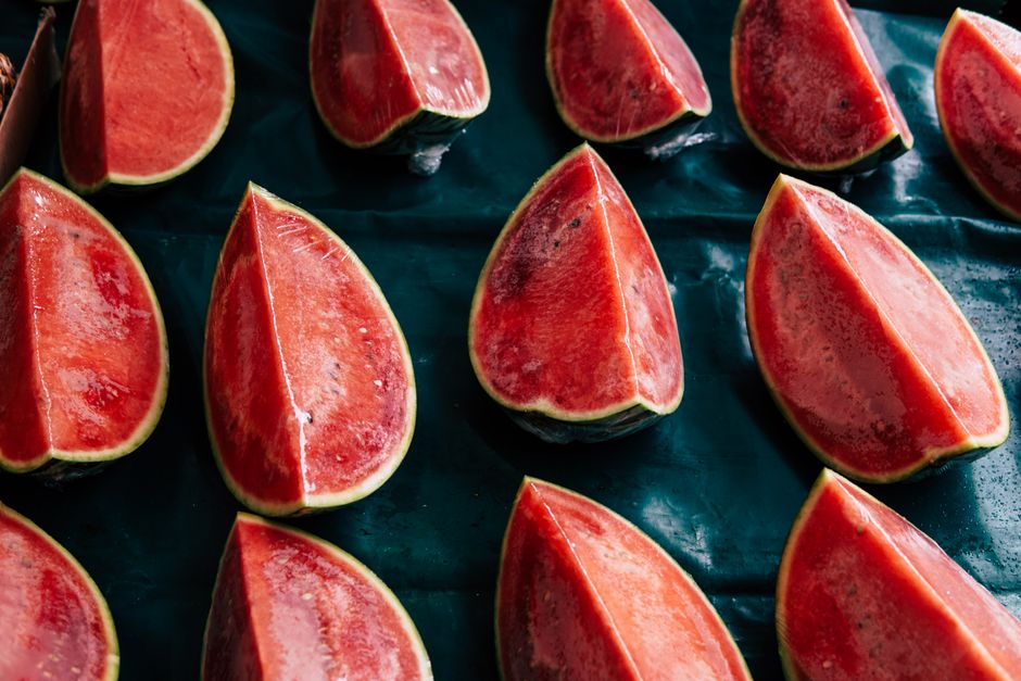 Choosing Ripe Summer Fruit: A Simple, Practical Guide